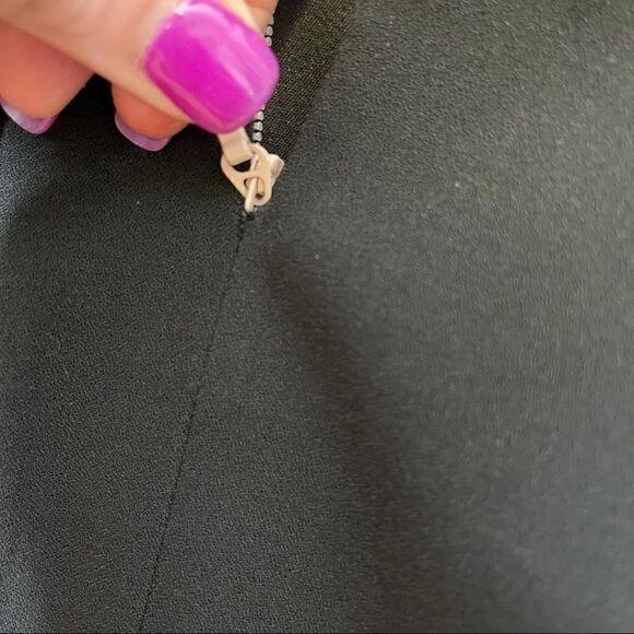 BCBGMAXAZRIA Tina Colorblock Sheath Dress 8 - Picture 7 of 7